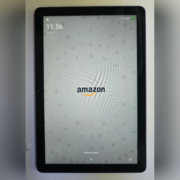 Amazon Fire HD 10 Tablet In Color Lilac 32GB - Picture 1 of 7